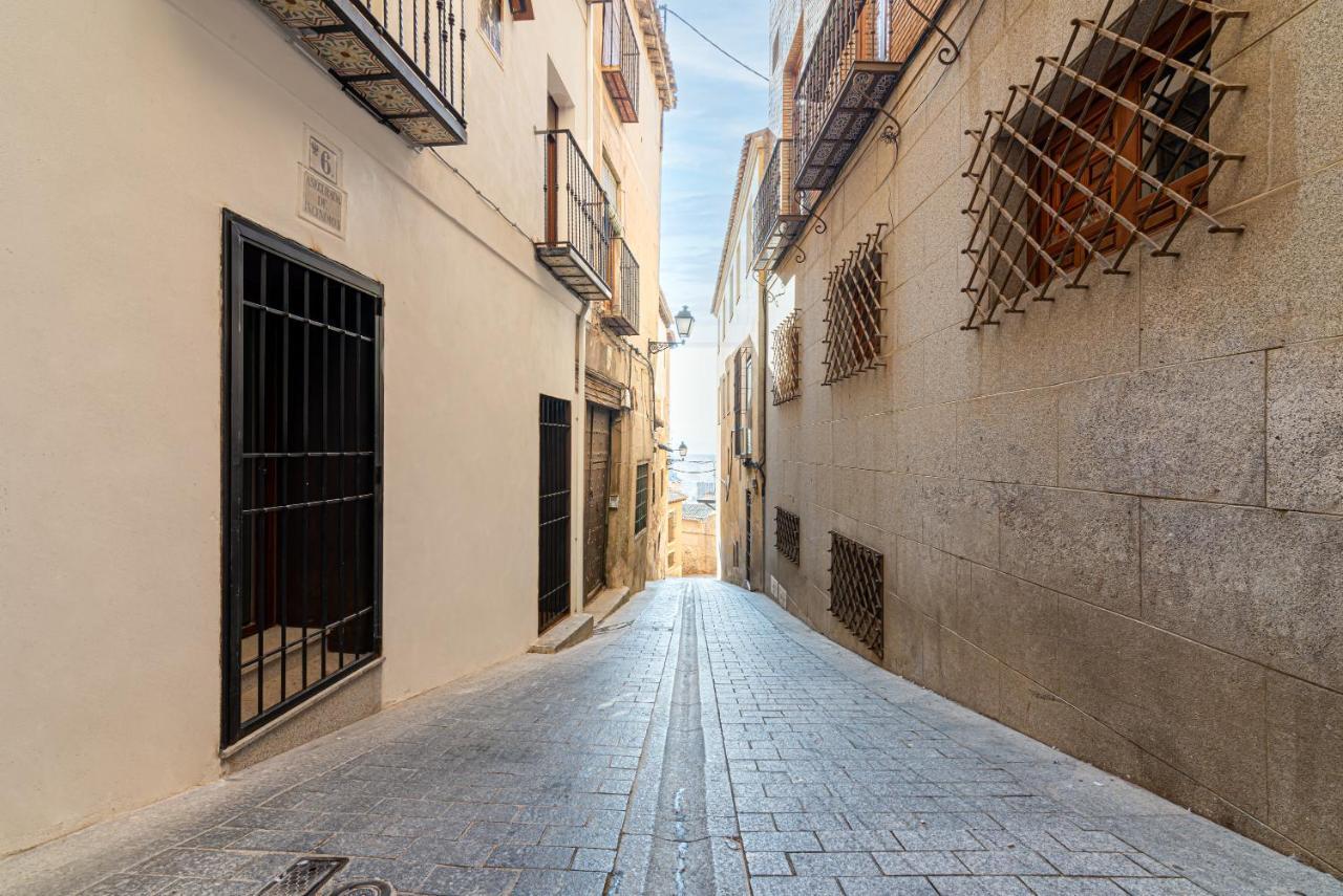 Aires De Toledo Apartment ภายนอก รูปภาพ