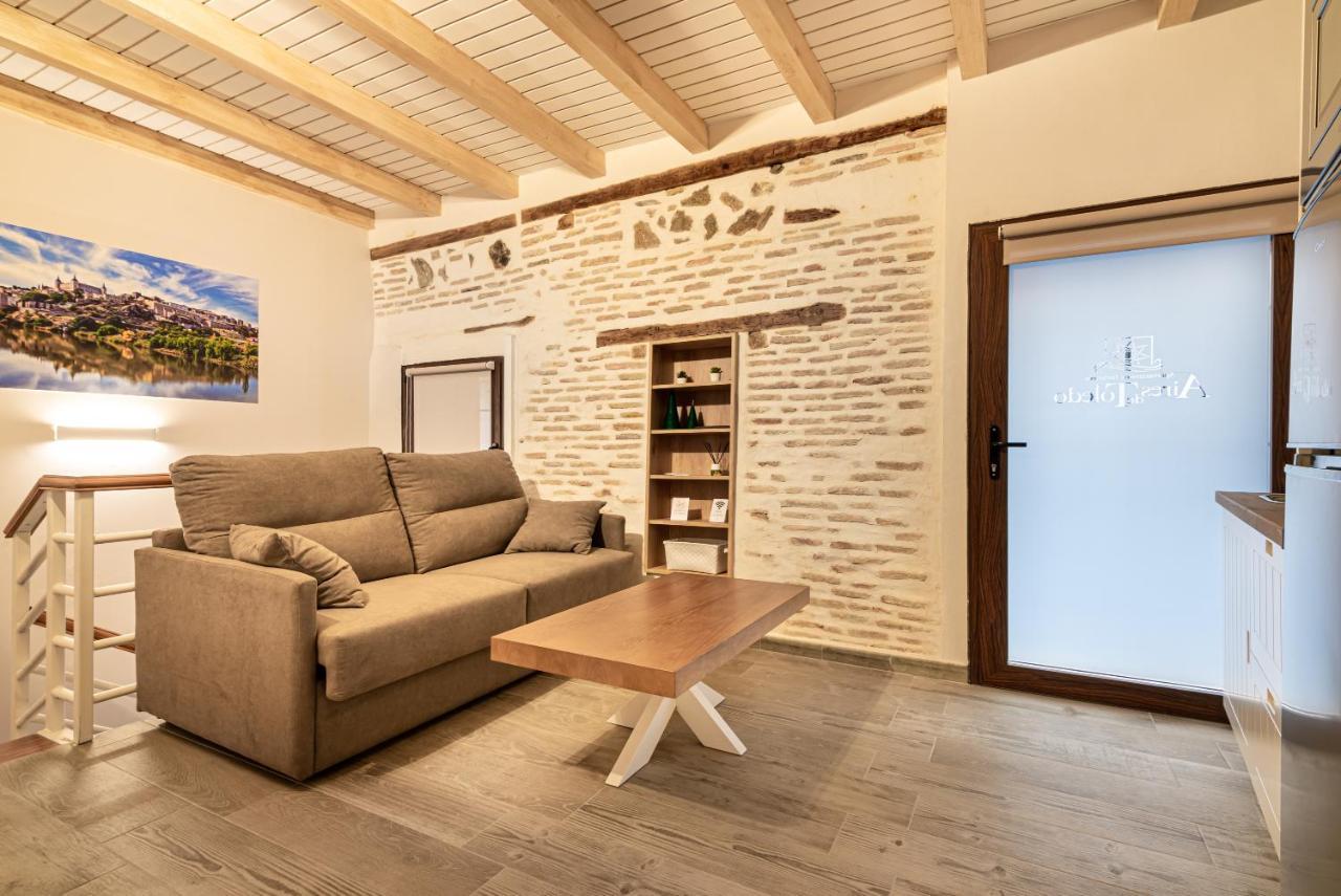 Aires De Toledo Apartment ภายนอก รูปภาพ