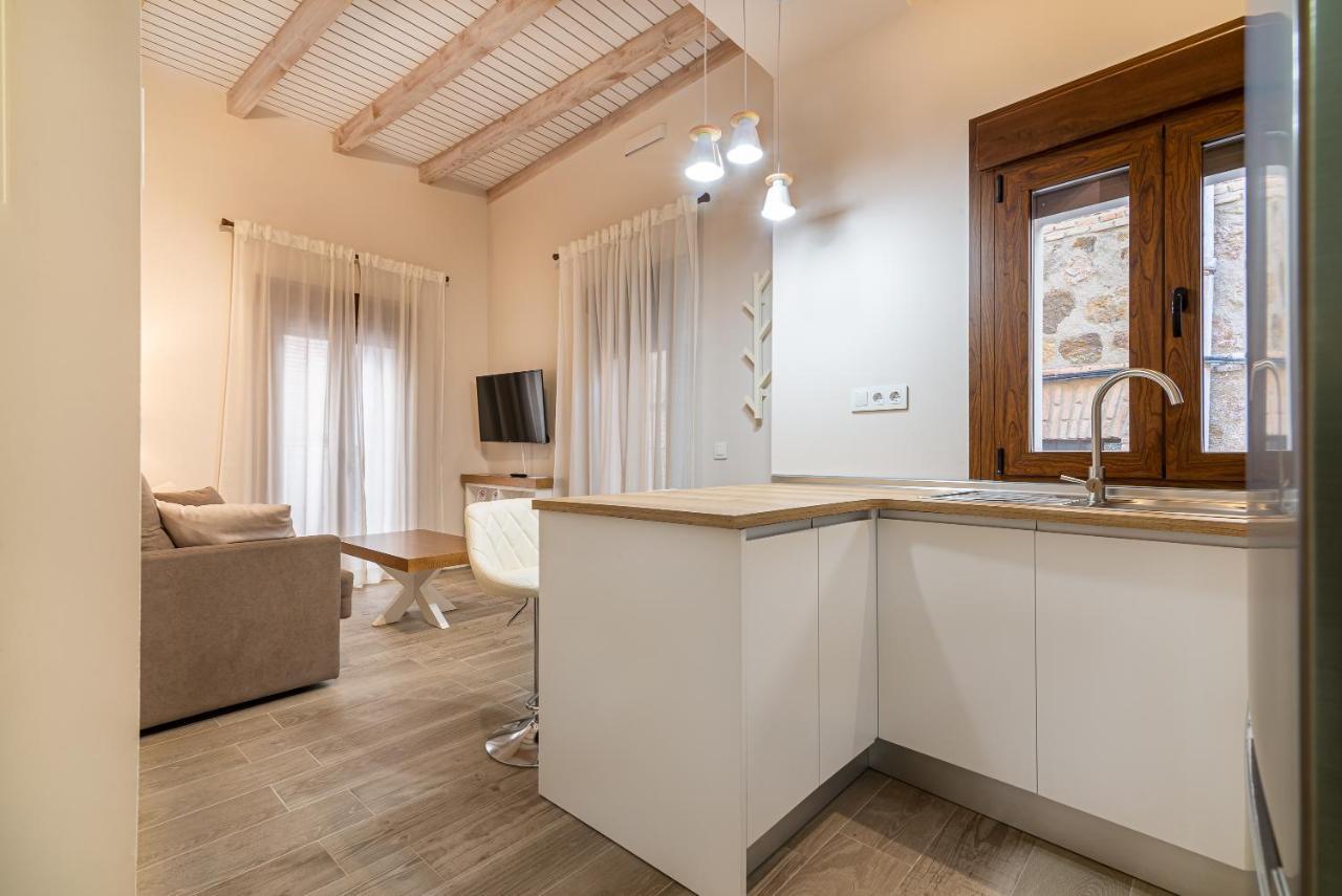 Aires De Toledo Apartment ภายนอก รูปภาพ