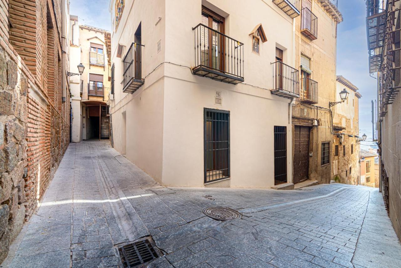 Aires De Toledo Apartment ภายนอก รูปภาพ