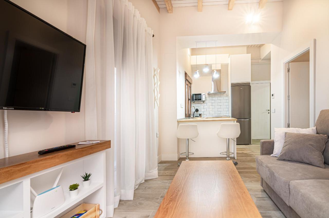 Aires De Toledo Apartment ภายนอก รูปภาพ