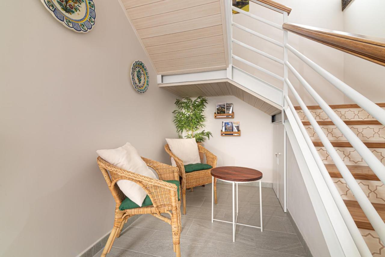 Aires De Toledo Apartment ภายนอก รูปภาพ