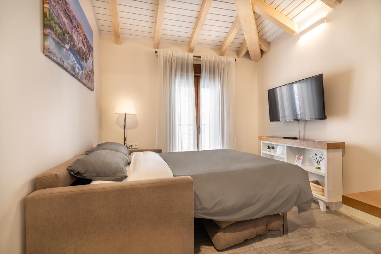 Aires De Toledo Apartment ภายนอก รูปภาพ